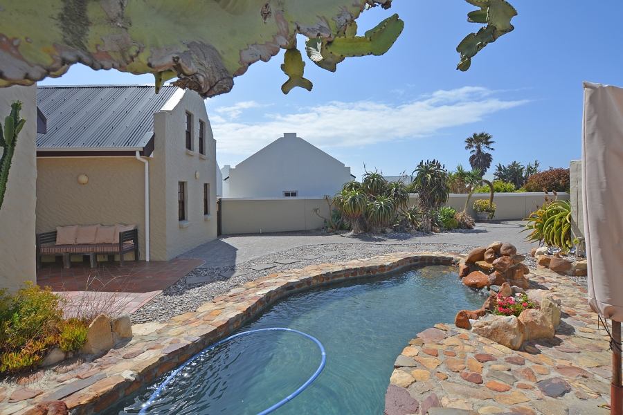 4 Bedroom Property for Sale in Grotto Bay Western Cape